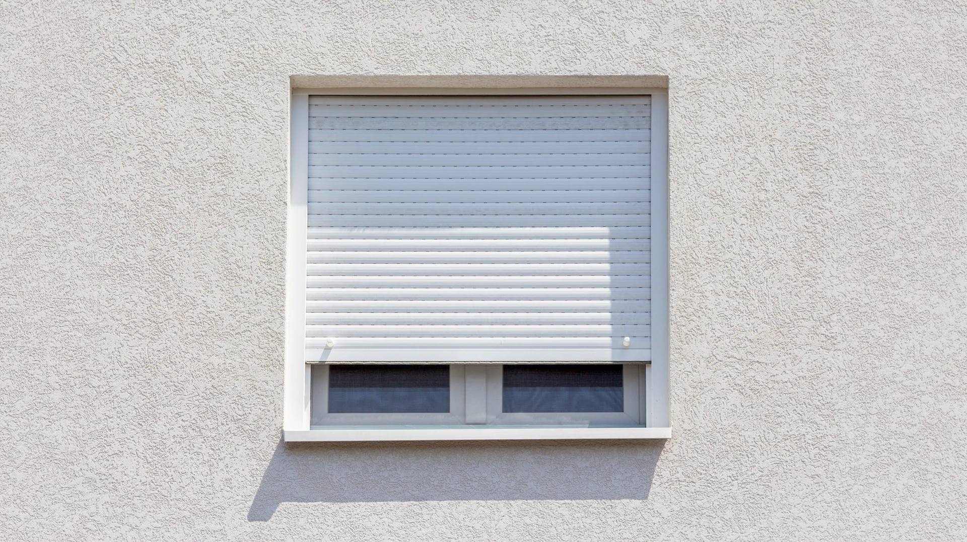 Entrée extérieure moderne d'une maison contemporaine